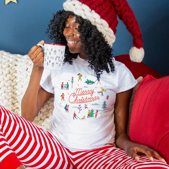 Merry Christmas Retro Festive Scene Christmas Pyjama Set