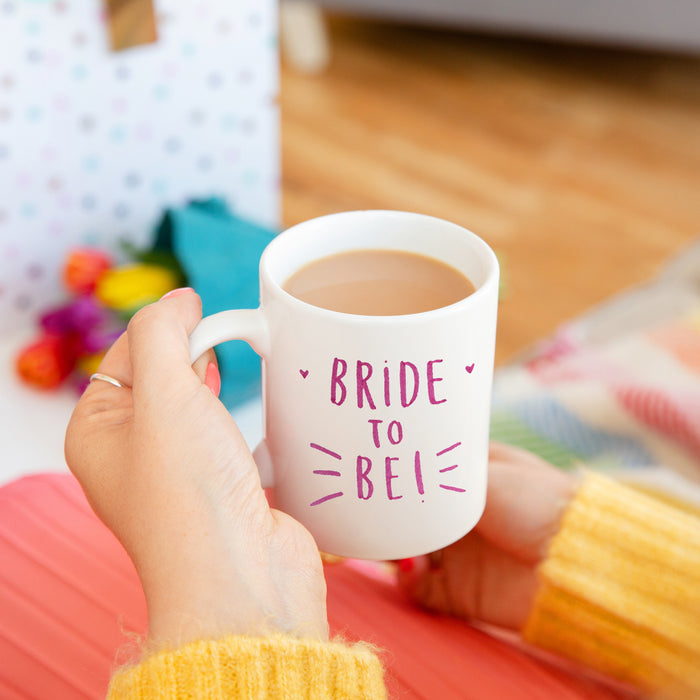 Bride To Be' Engagement Mug